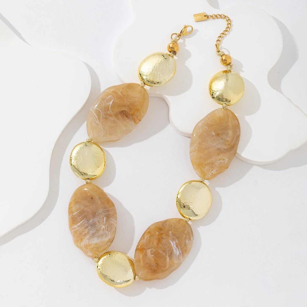 Collier Résine Effet Pierre