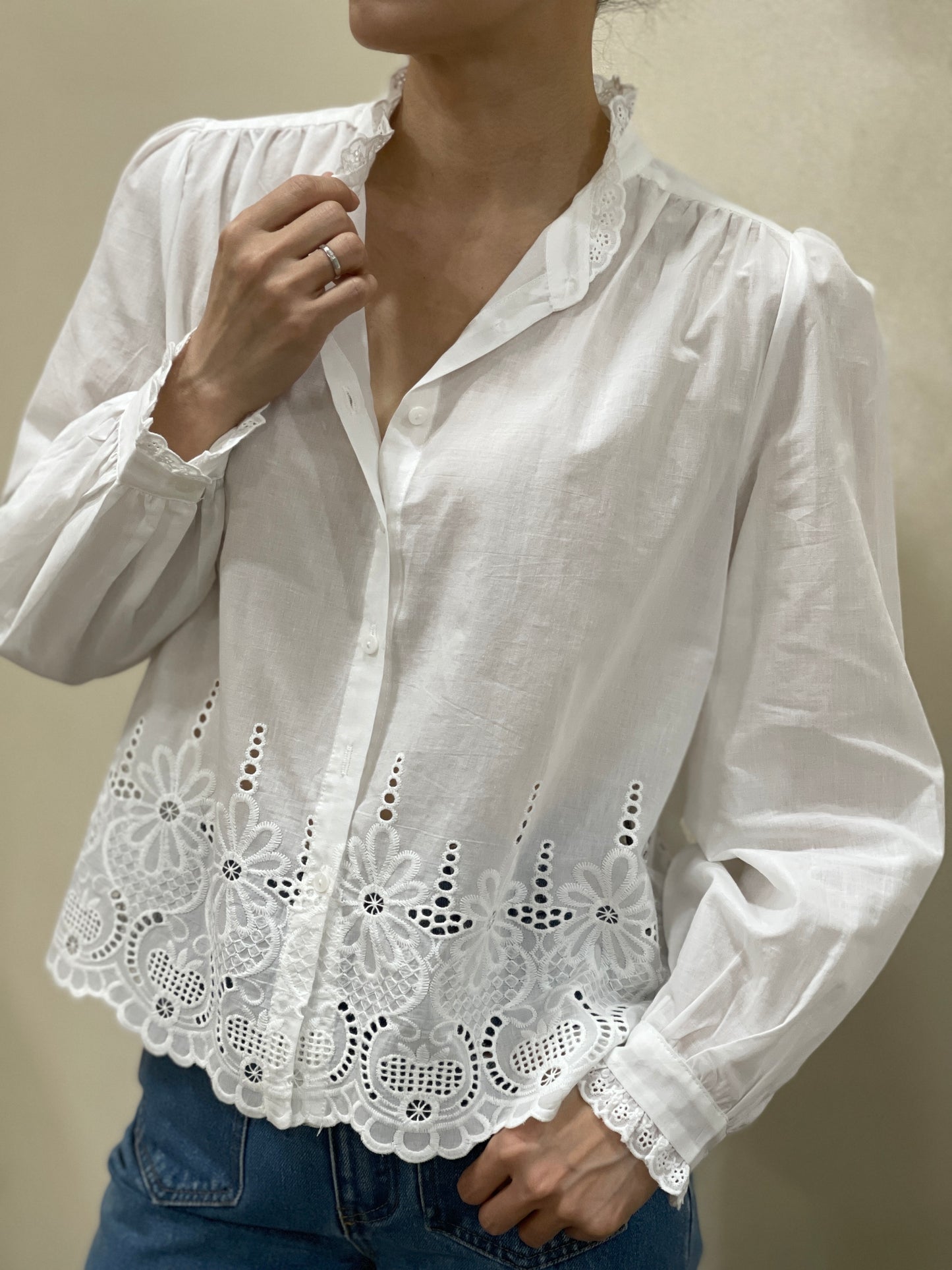 Chemise Broderie Délicate