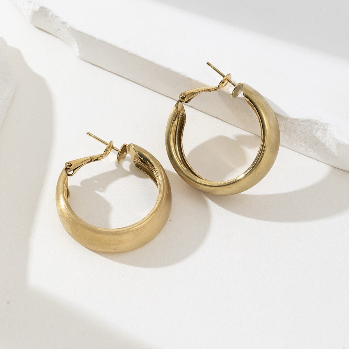 Boucles d’Oreilles Créoles "Bold & Chic" 3 cm diam.