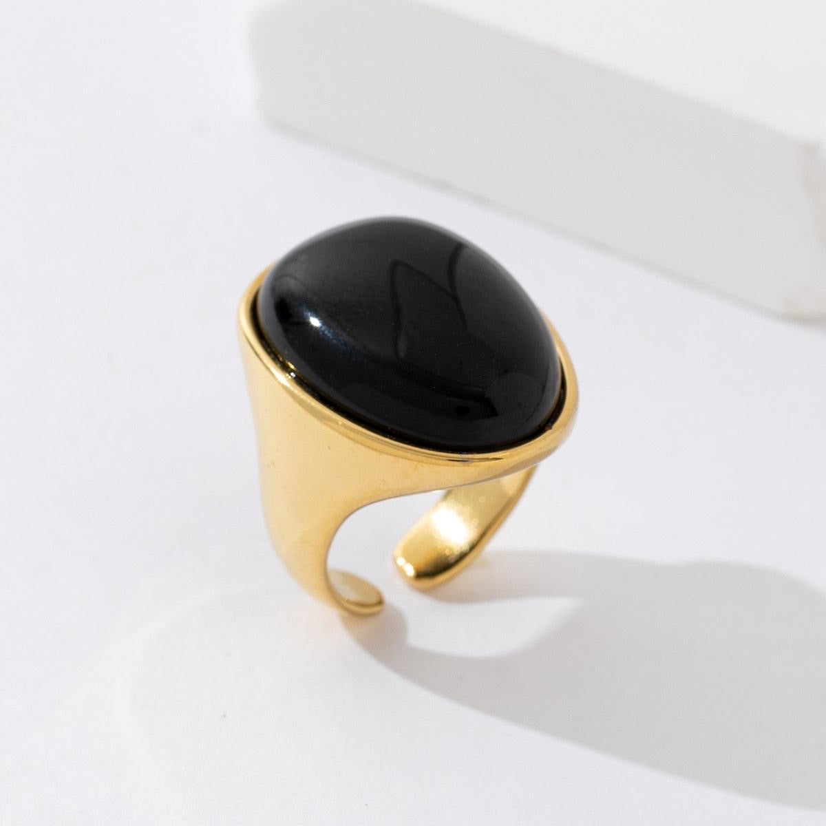 Bague Cabochon Dorée