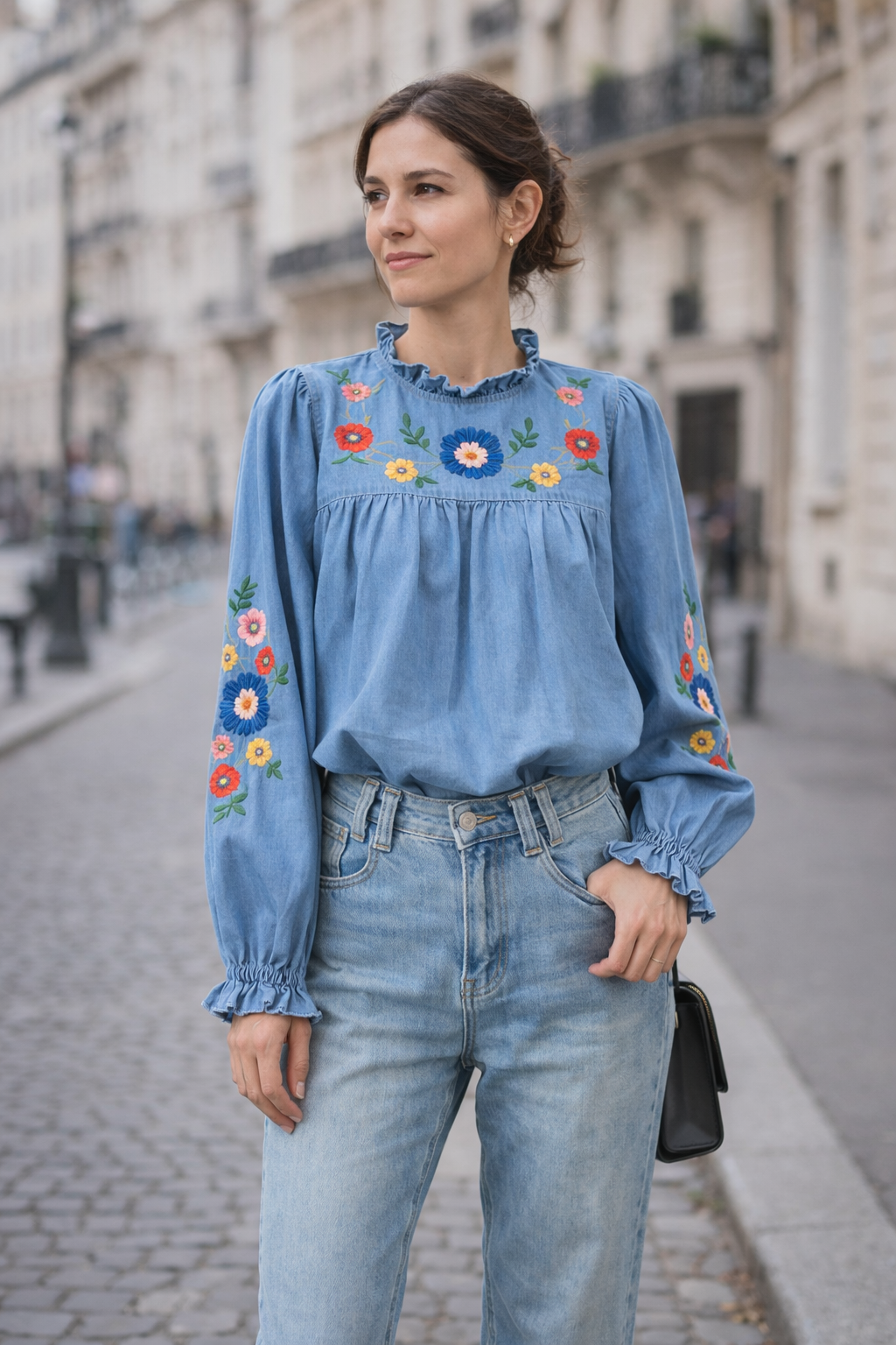 Chemisier à broderie ajourée VESPER – Mamie Bourgeoise Chemisier à broderie ajourée VESPER – Mamie Bourgeoise