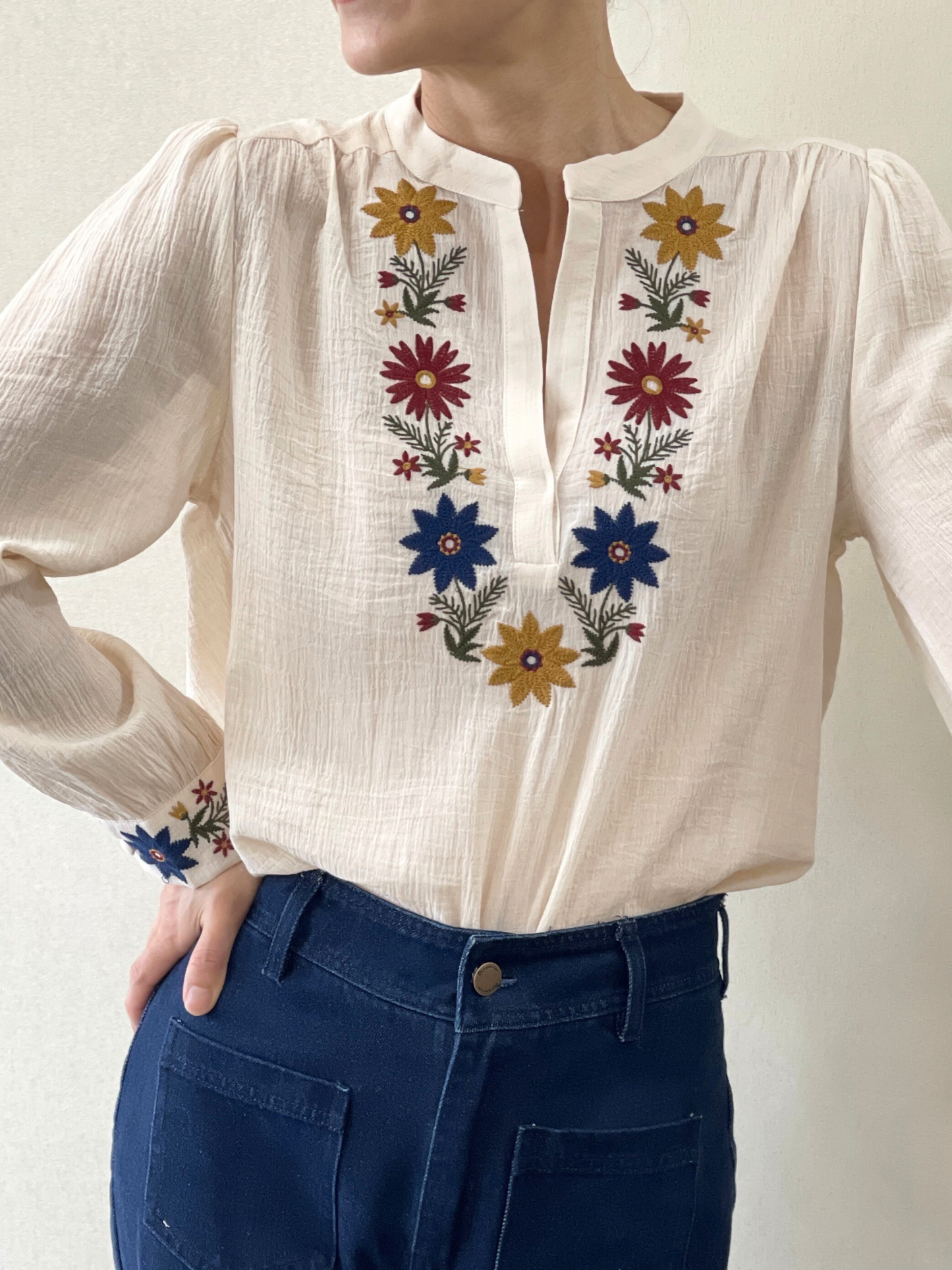 Blouse Broderies Colorées