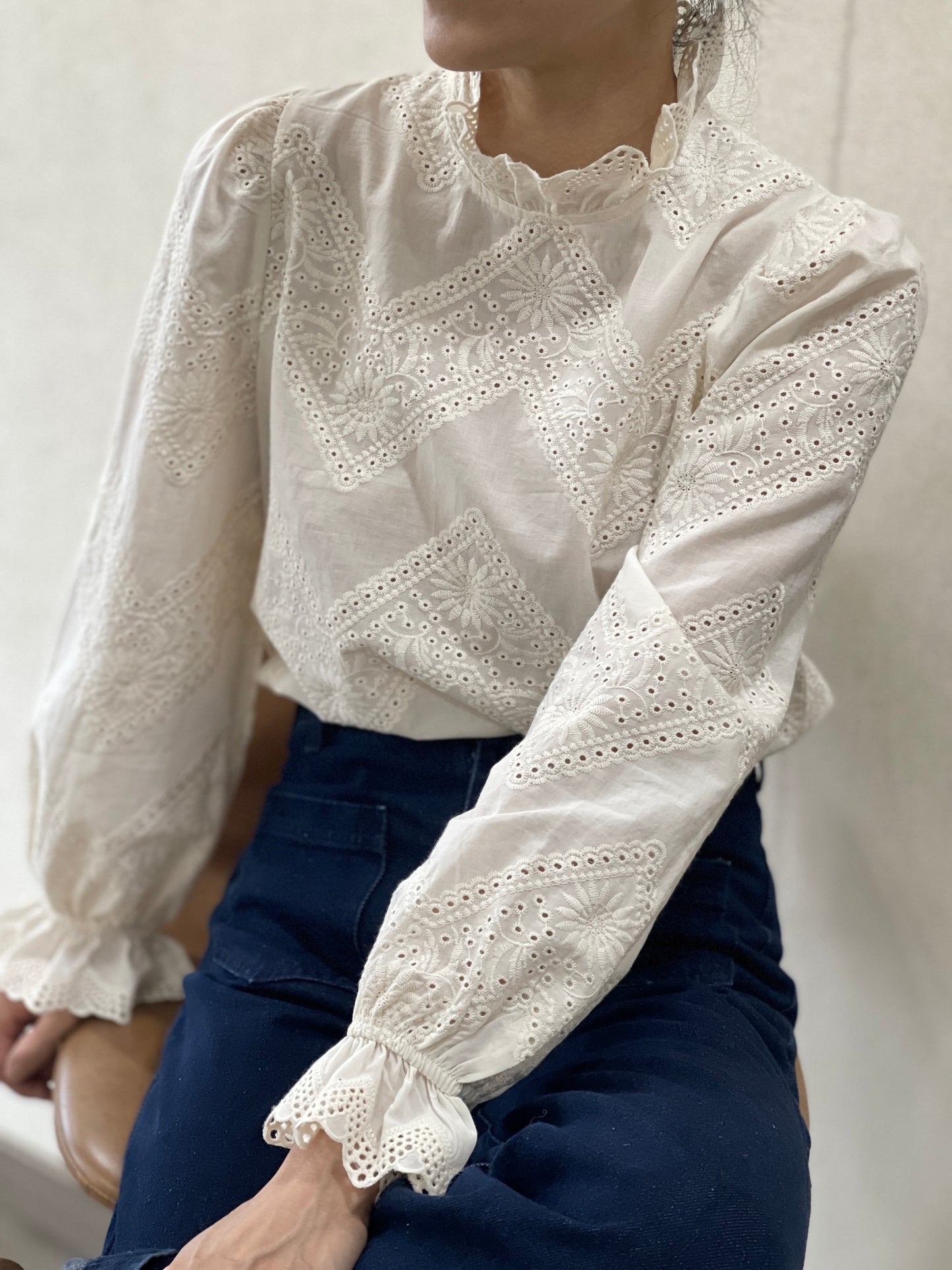 Blouse Féminine Brodée