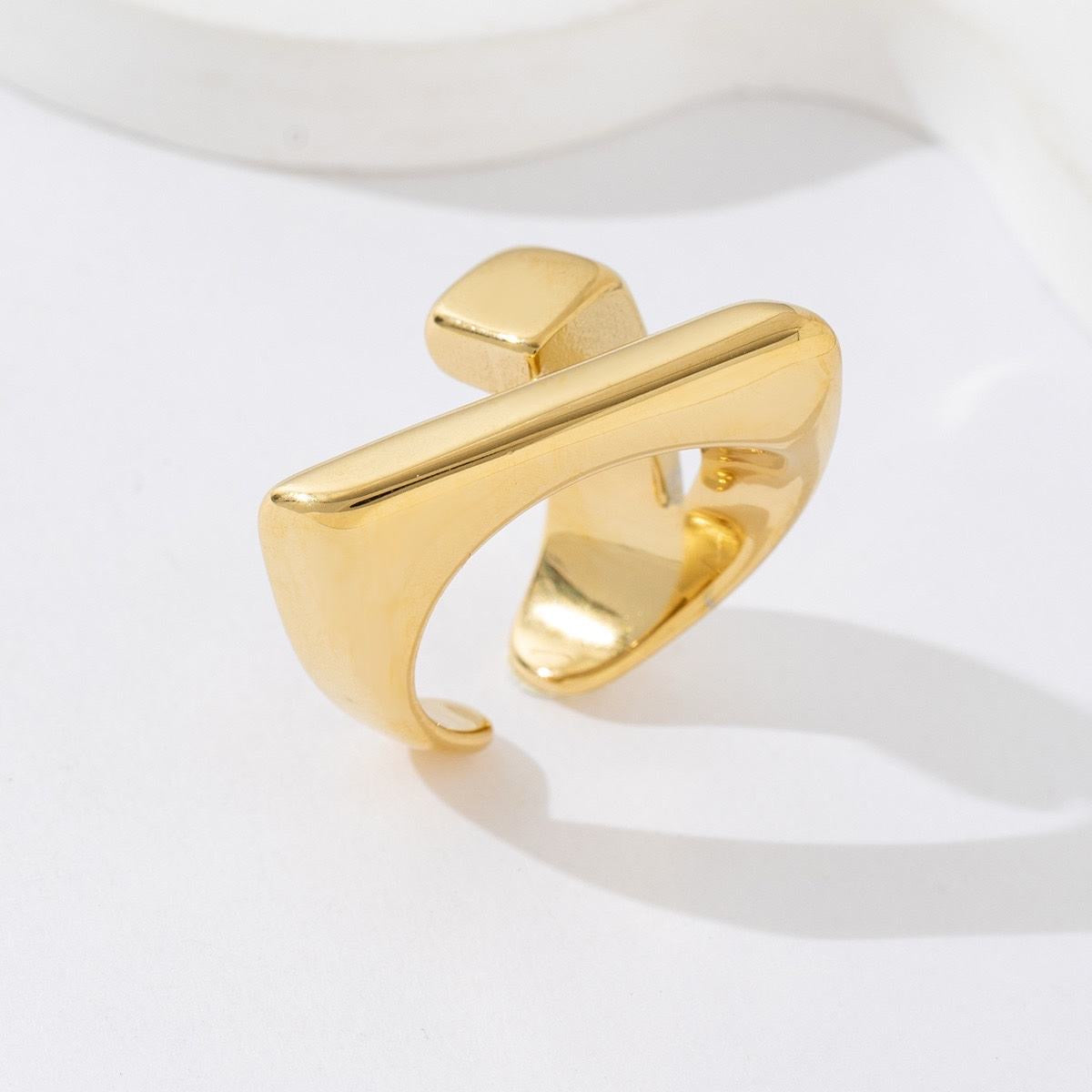 Bague Dorée Design