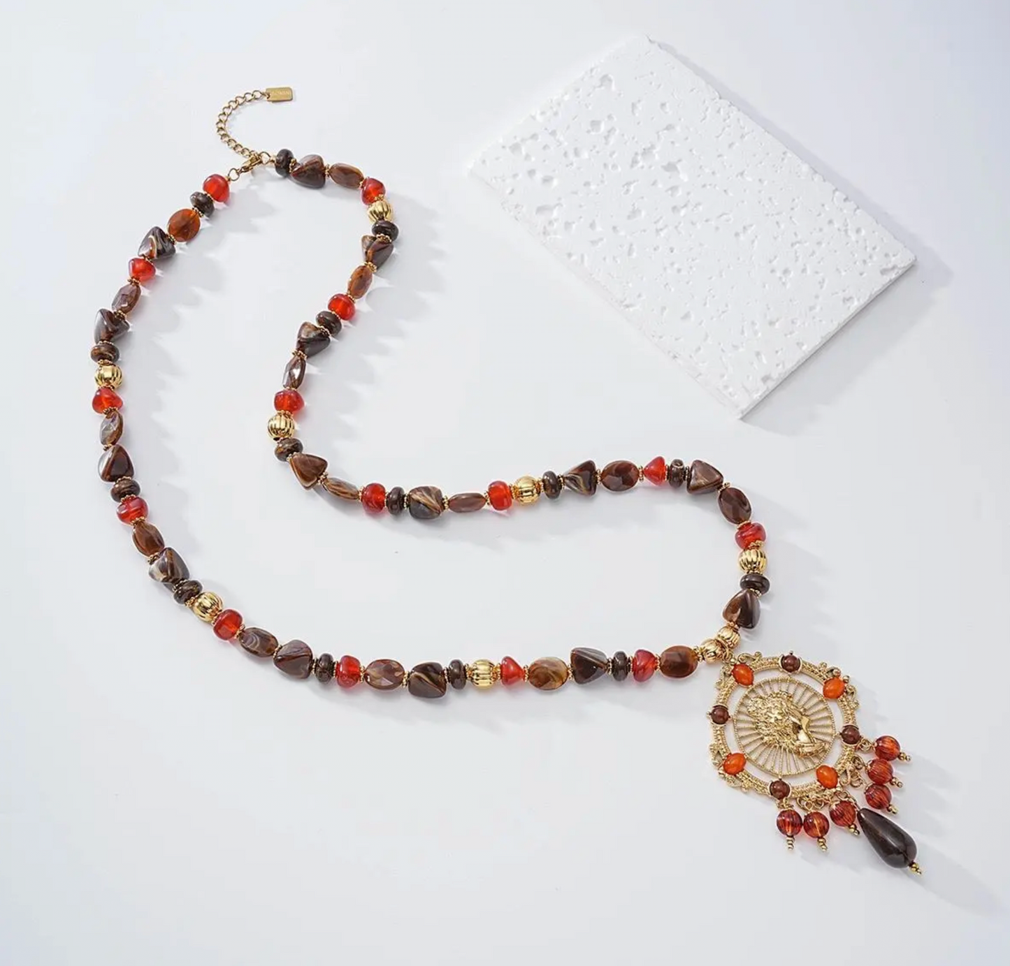 Collier Pierres Brunes