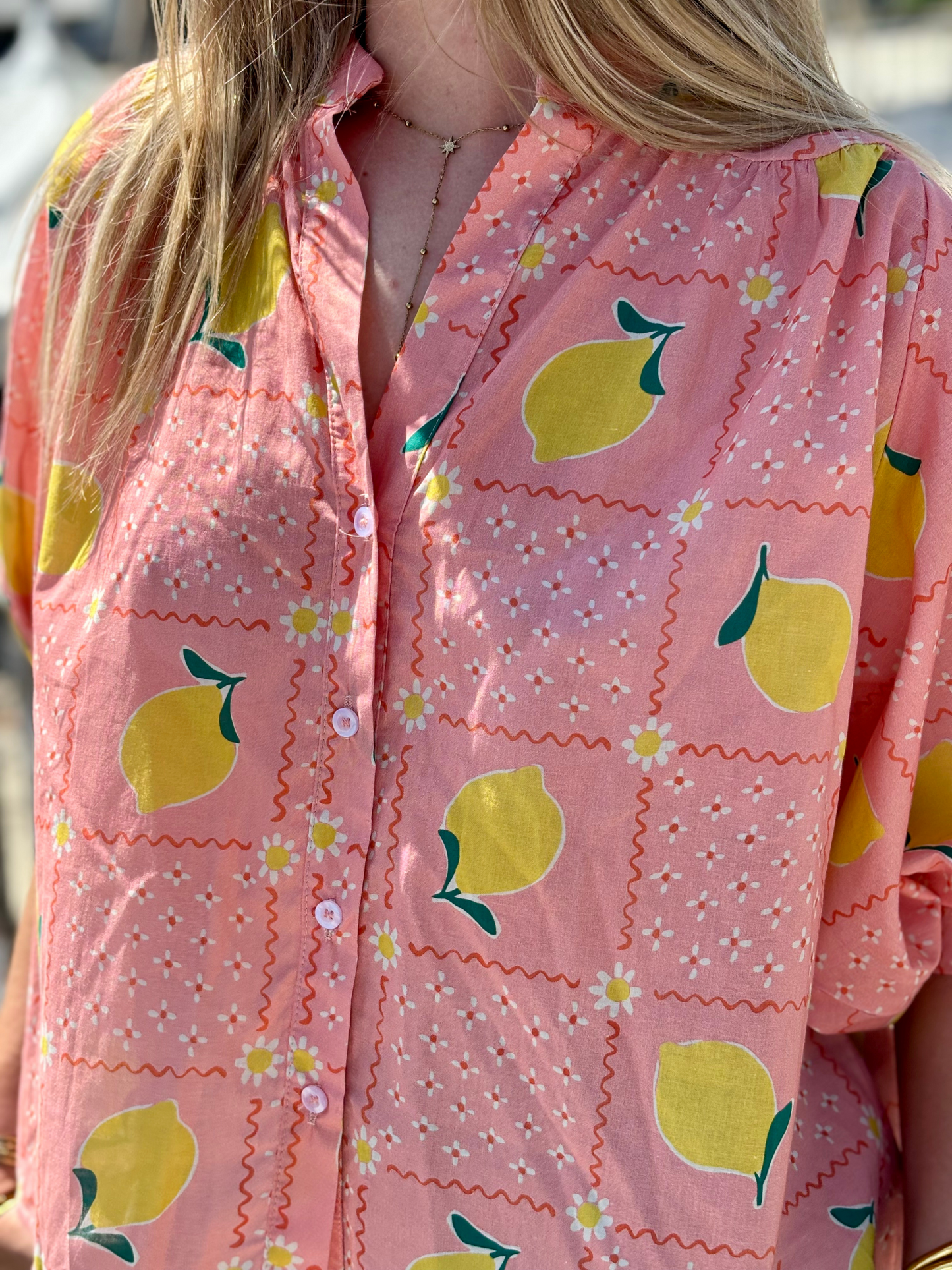 Chemise rose imprimé citron