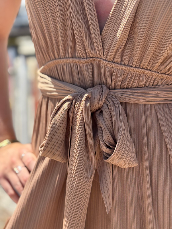 Combinaison Décolleté Fluide camel