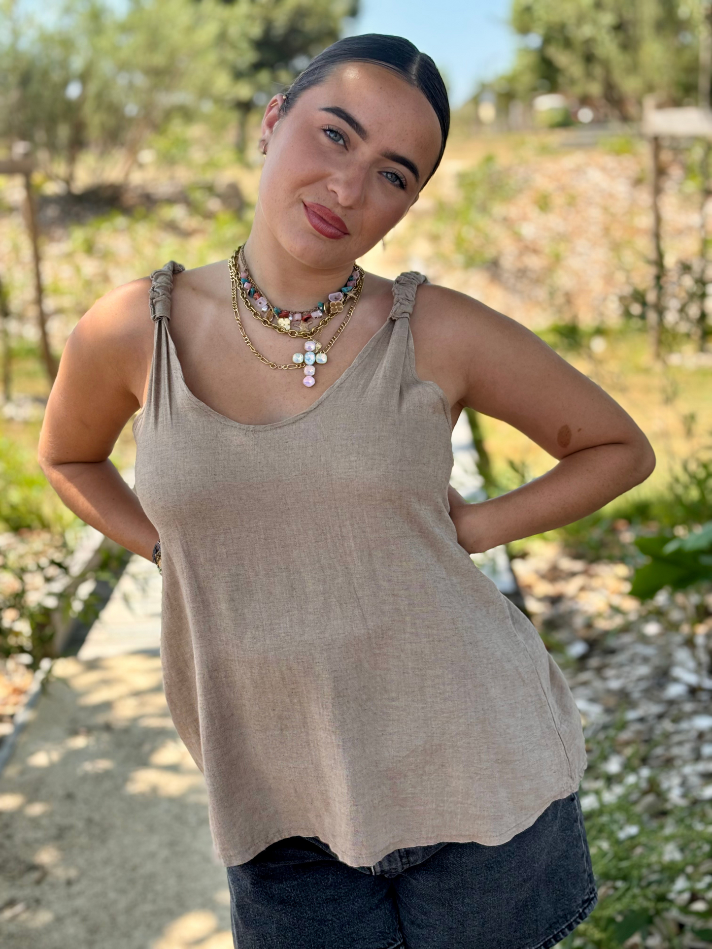 Top fluide en viscose et lin camel