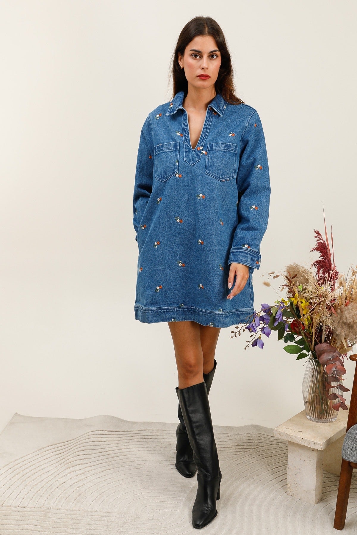 Robe Courte en Jean Brodée