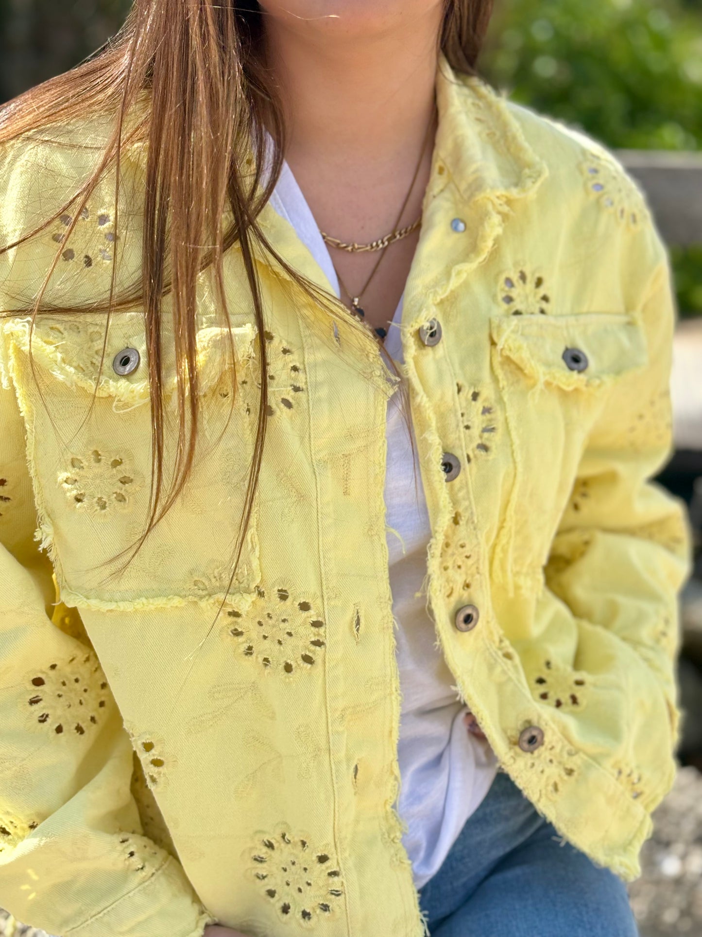 Veste Brodée “Fleurs & Franges”