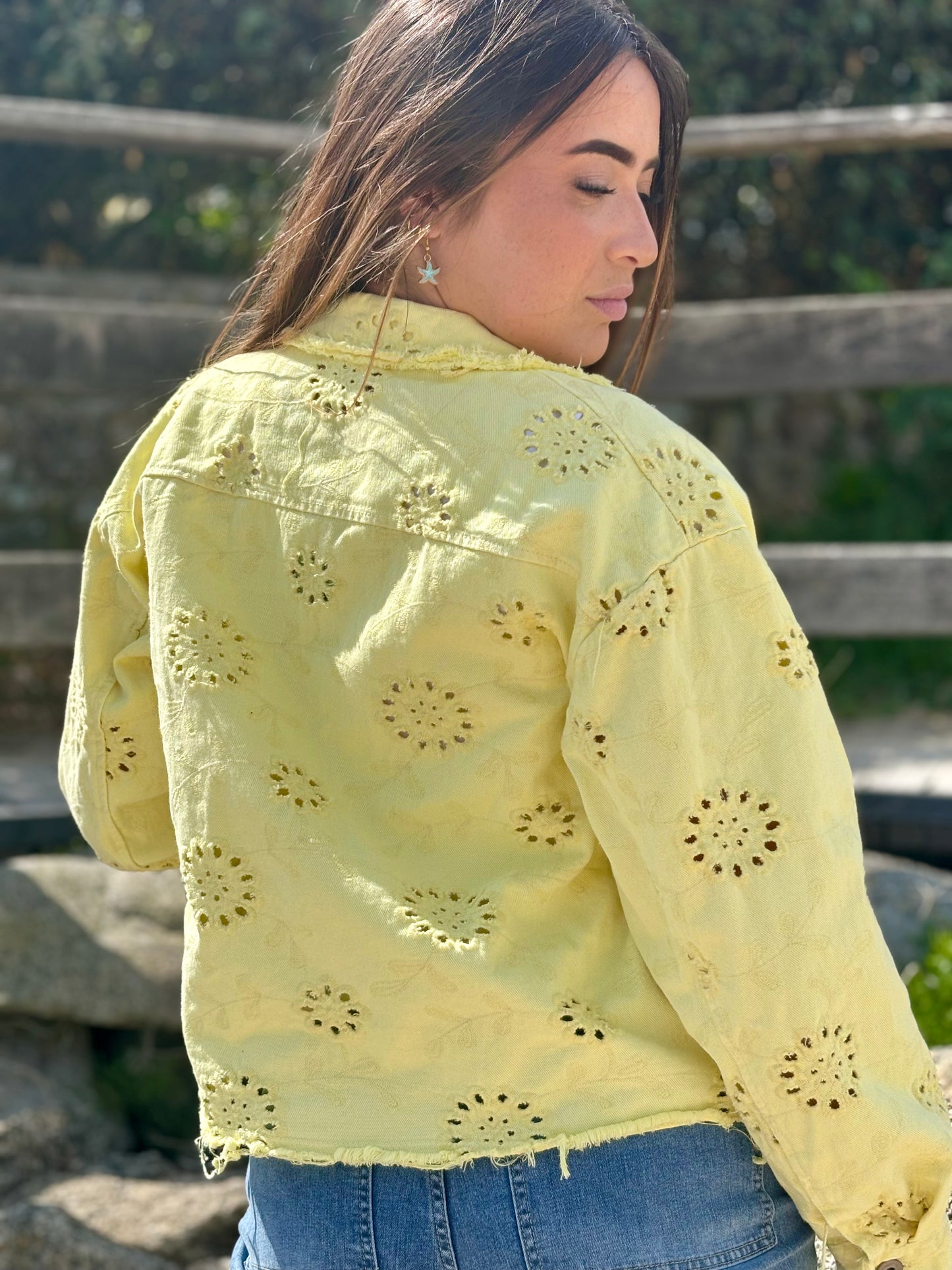 Veste Brodée “Fleurs & Franges”