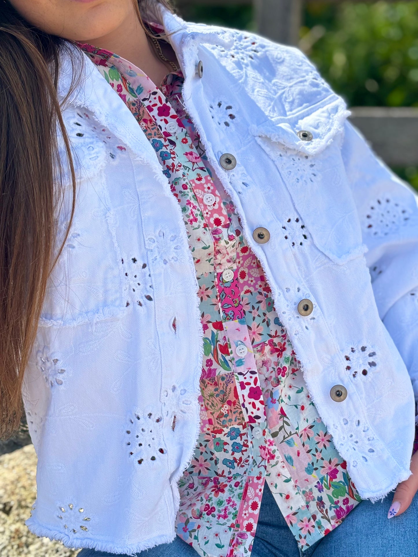 Veste Brodée “Fleurs & Franges”