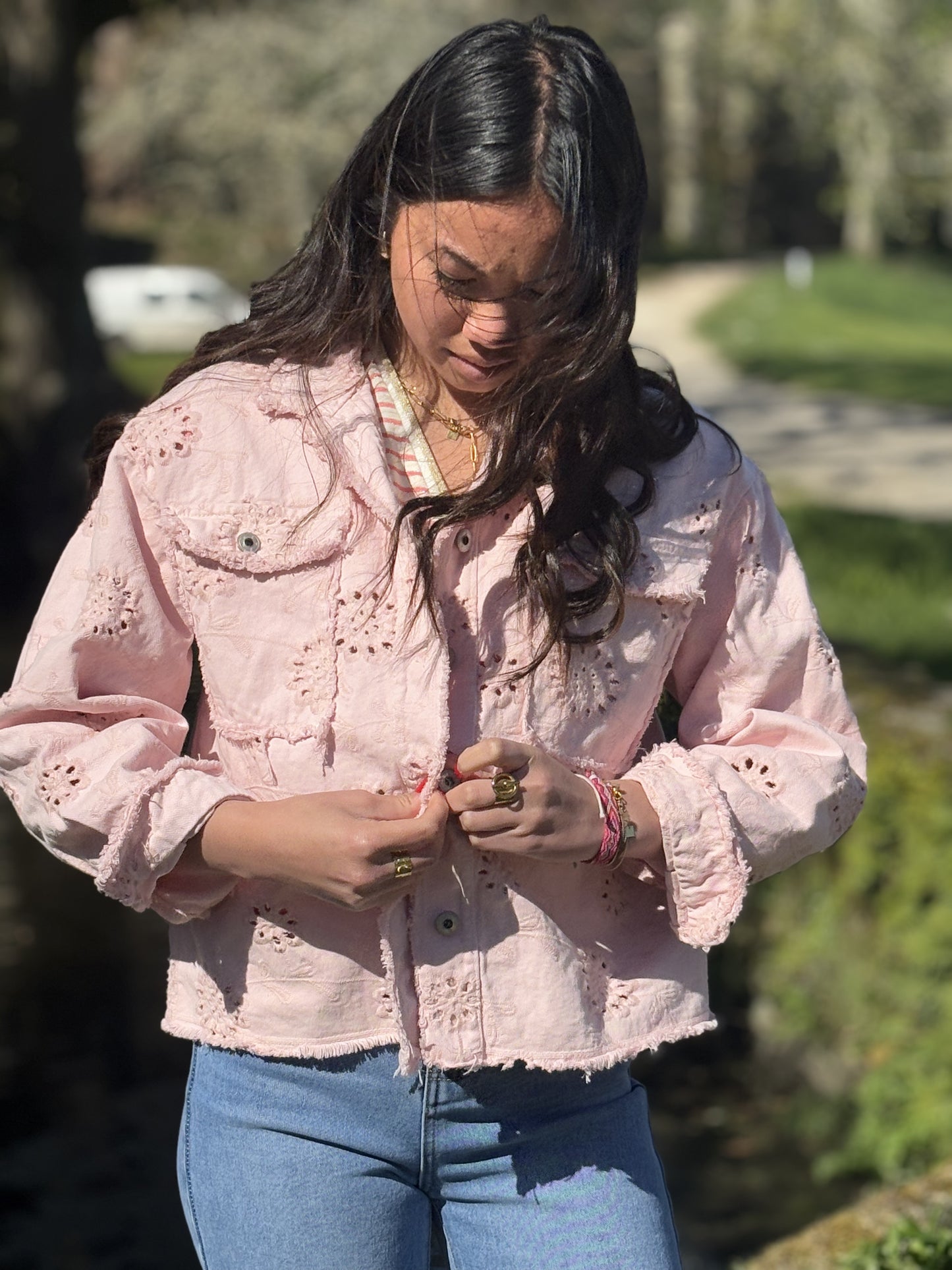 Veste Brodée “Fleurs & Franges”