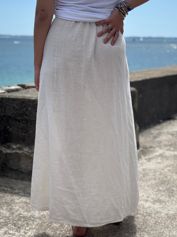 Jupe longue boutonnée en lin beige
