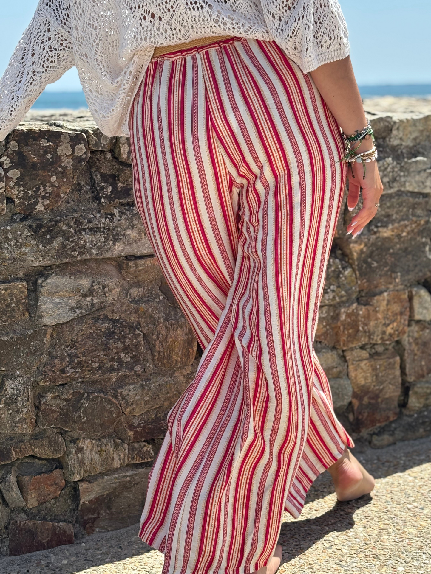 Pantalon large à rayures multicolores