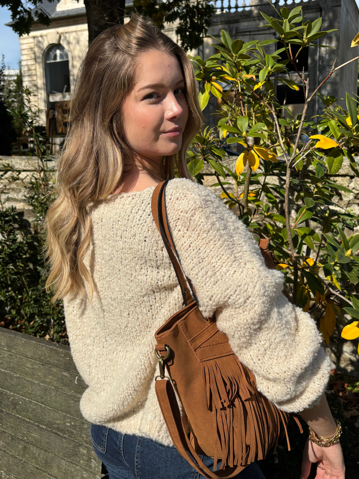 Pull Loose Col V