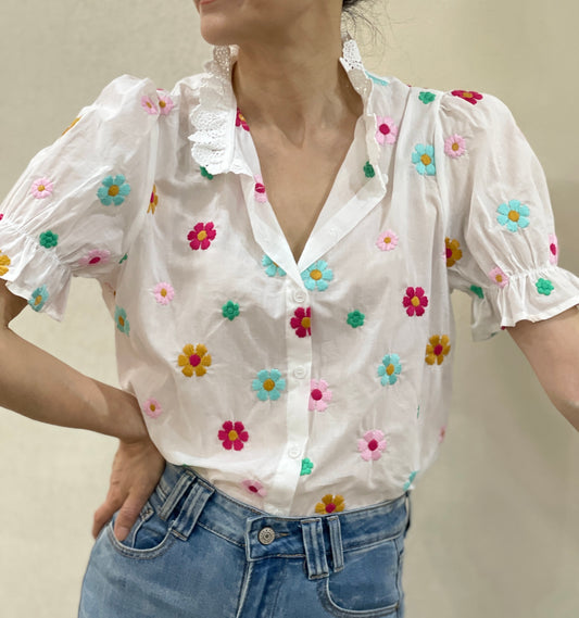 Chemise Fleurs Vives Brodées