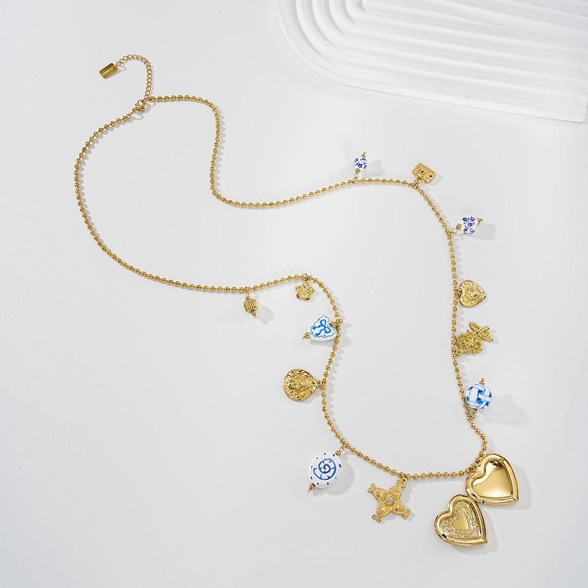 Collier Talisman Doré