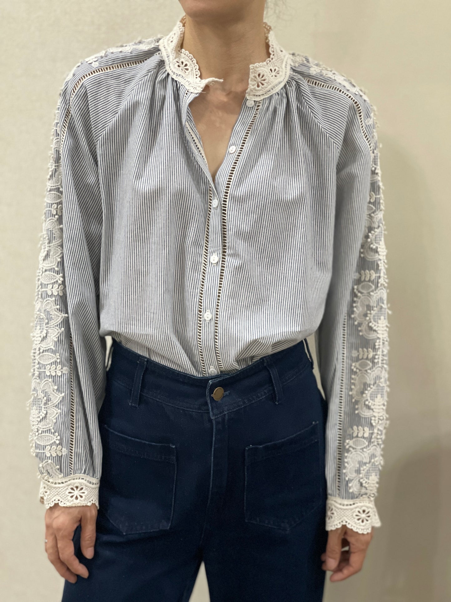 Chemise Rayée Dentelle