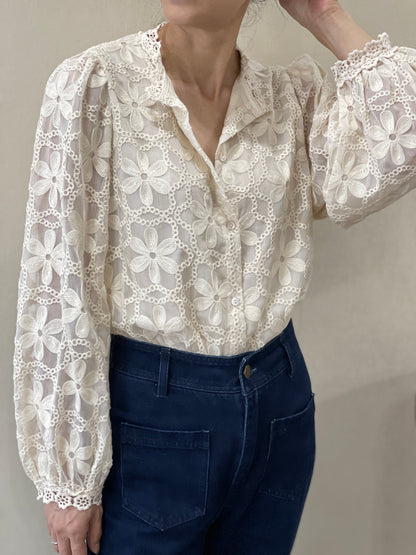 Chemise Dentelle Fleurs Chic