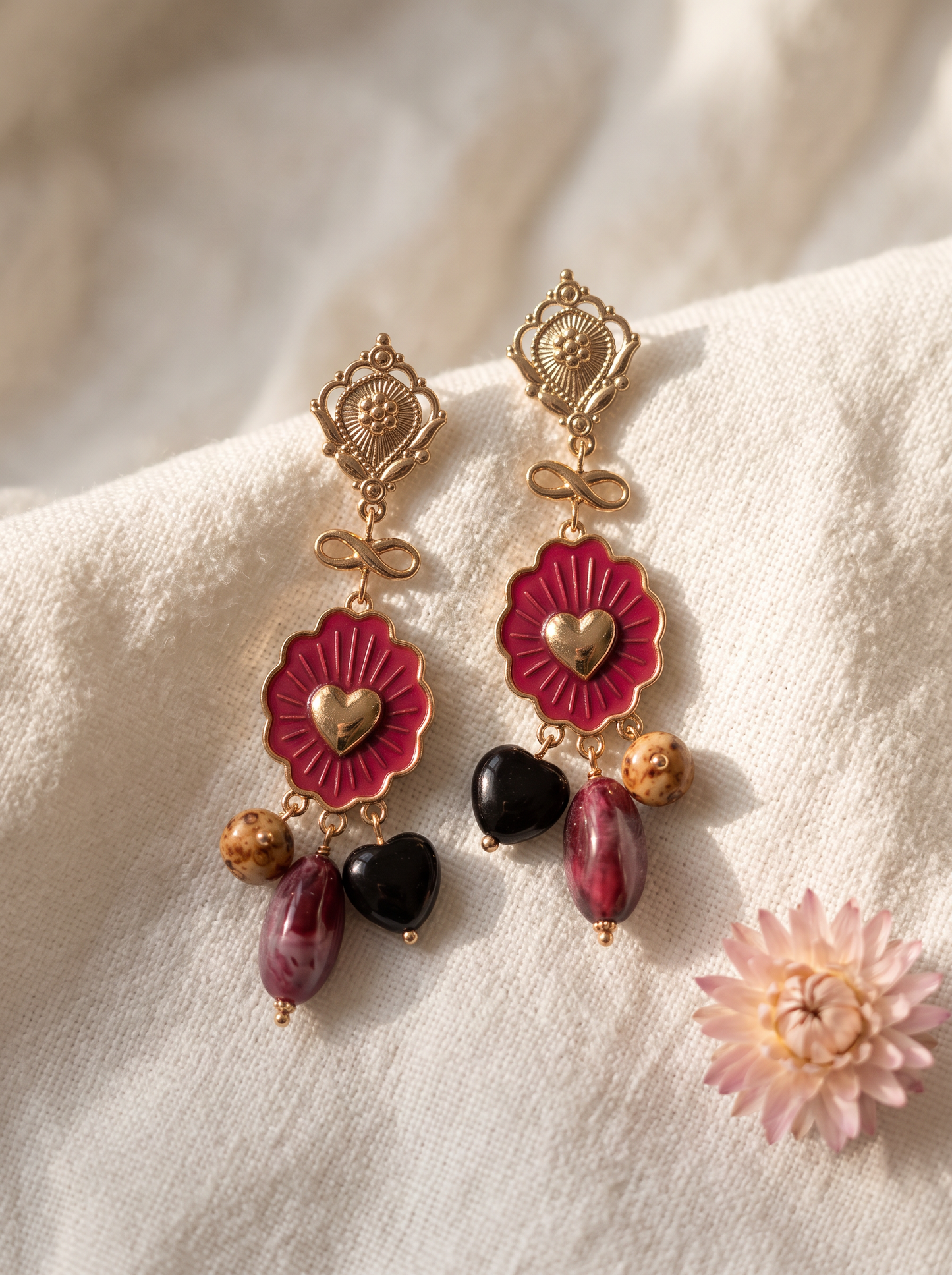 Boucle d'Oreille Cœur Fleuri - Bordeaux Doré