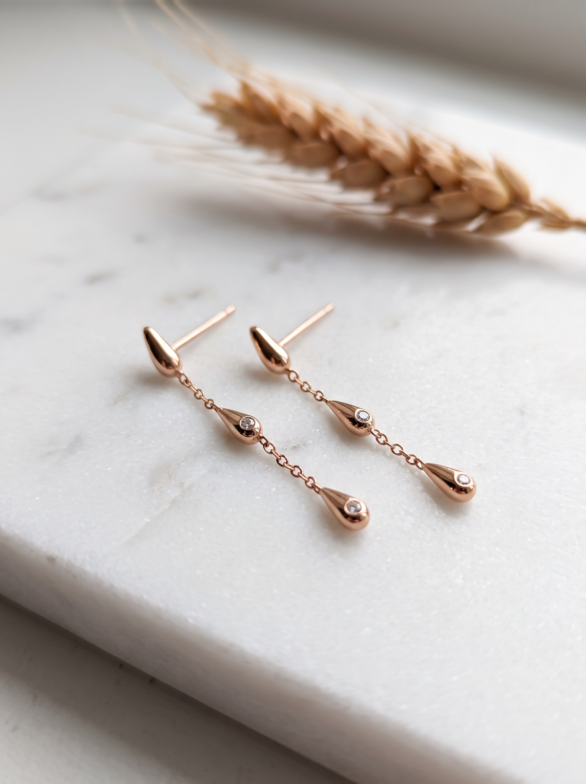 Boucles d'Oreilles Pendantes Gouttes - Doré
