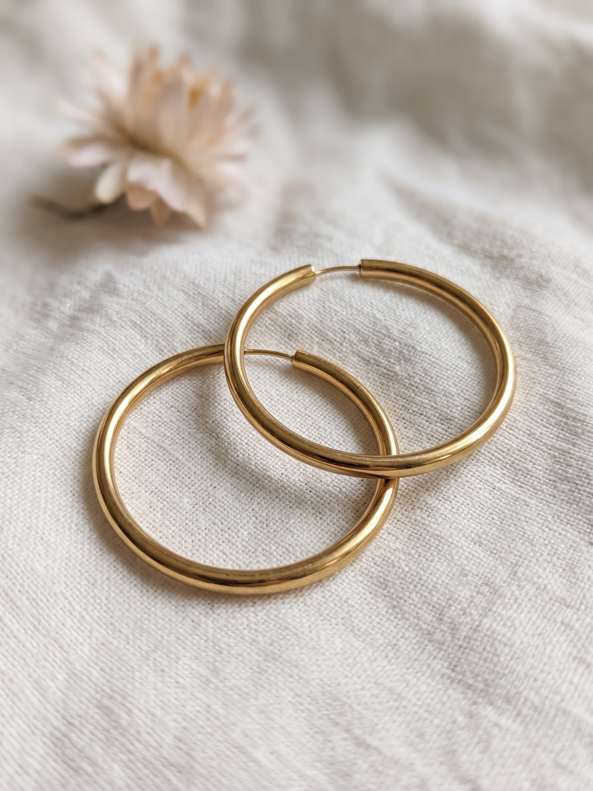Boucle d'Oreille Créole Fine - Doré 4cm