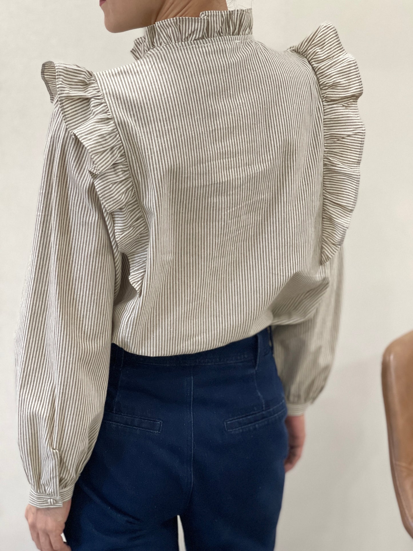 Chemise Rayée à Volants
