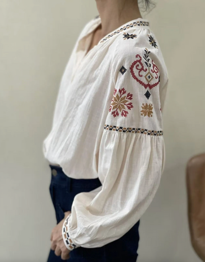 Chemise Brodée Manches Bouffantes