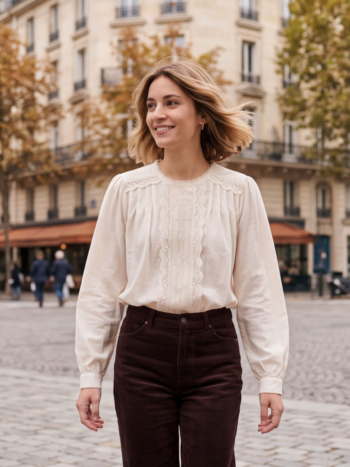 Chemise Estelle - Dentelle Boutonnée