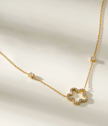 Collier Fleur Scintillante