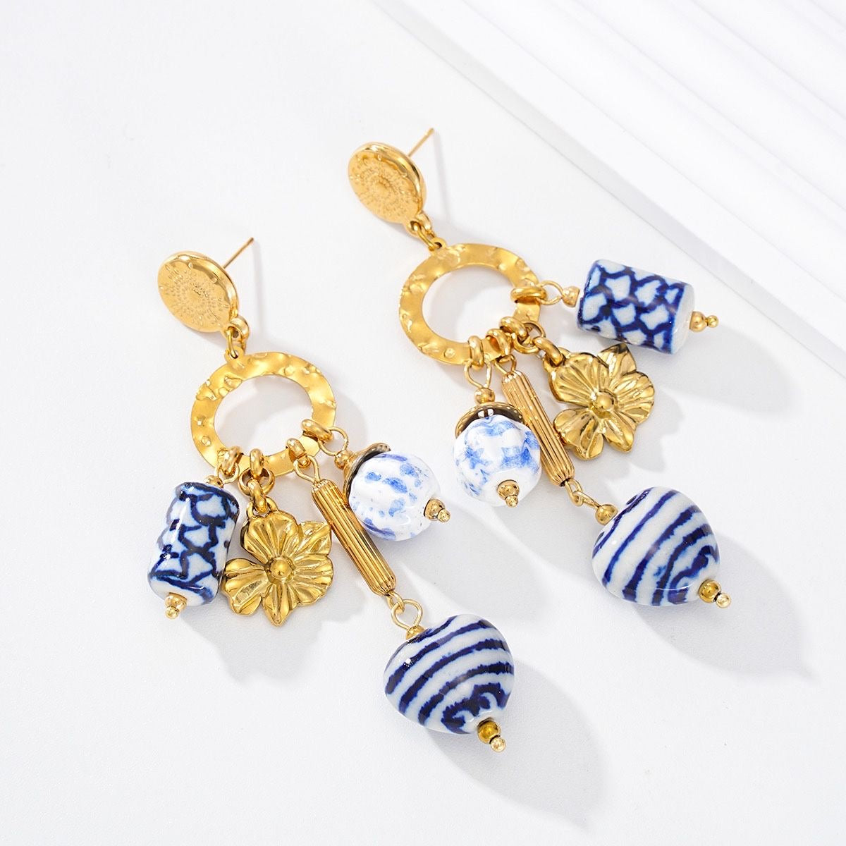 Boucles Porcelaine Bleue