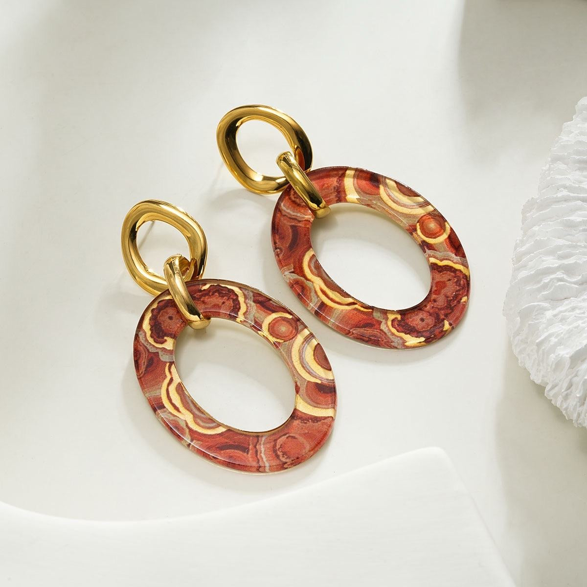 Boucles Pop Élégantes