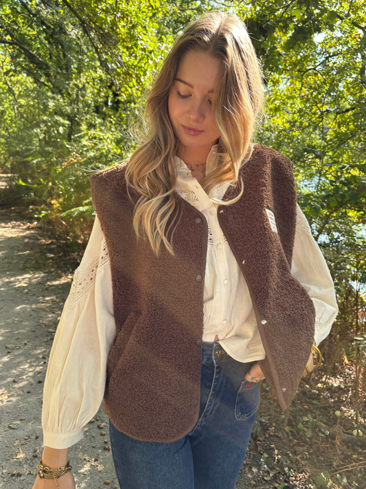 Gilet sans manches moumoute bohème chic