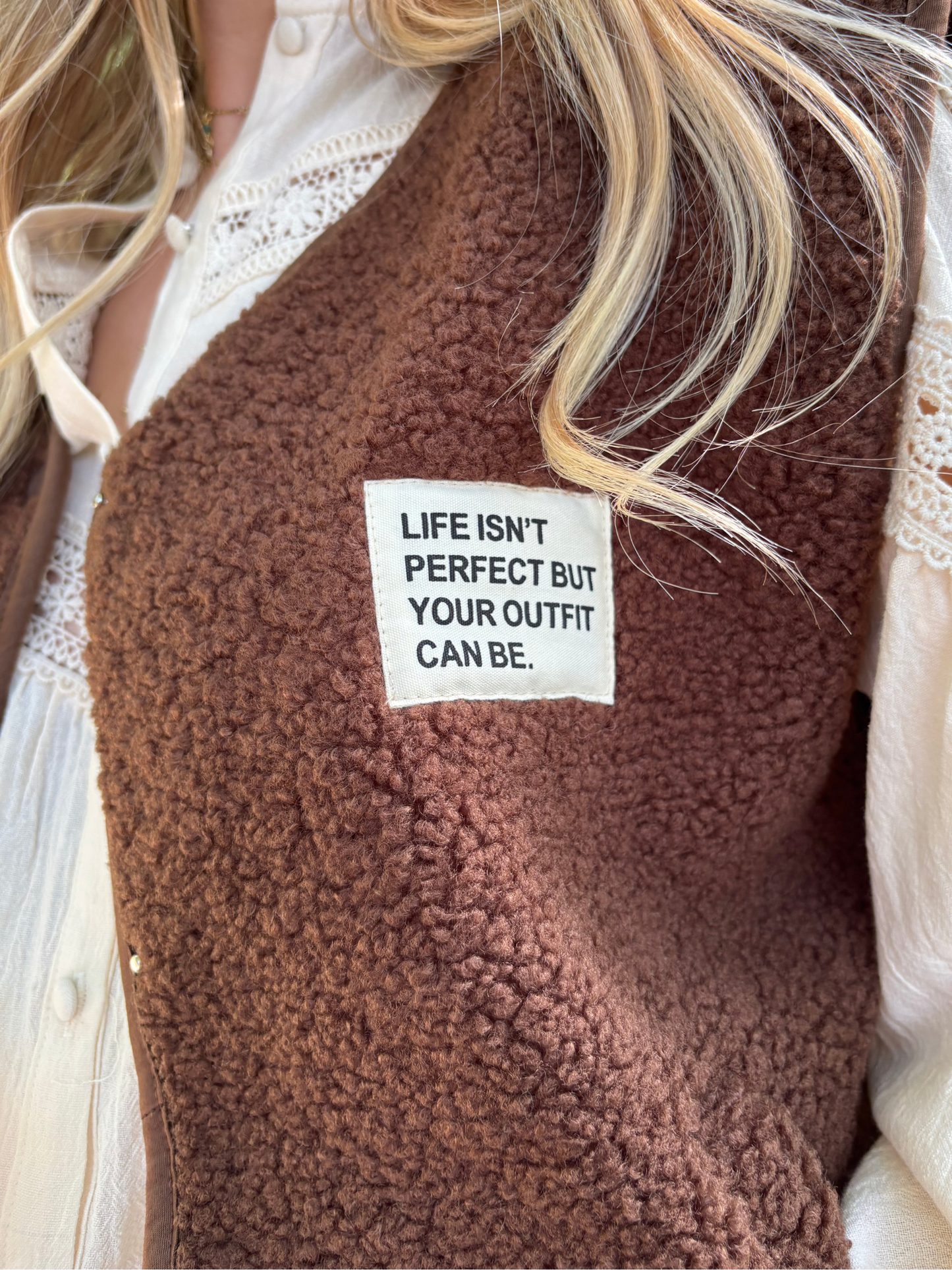 Gilet sans manches moumoute bohème chic