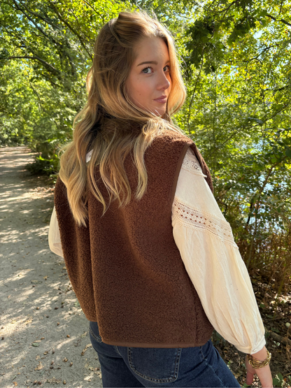 Gilet sans manches moumoute bohème chic