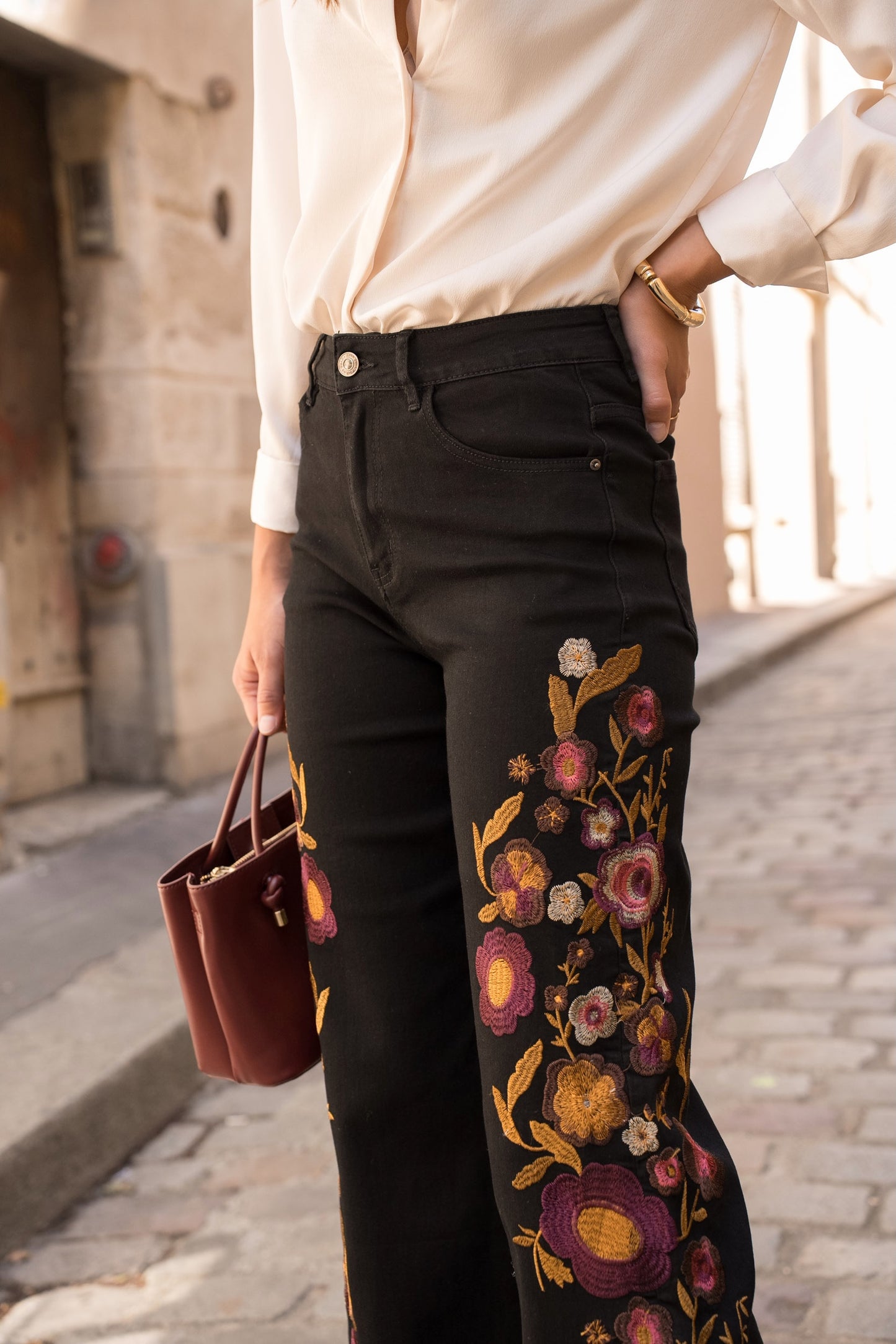 Jean Broderies Florales