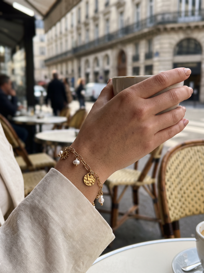 Bracelet Perles et Médaille Martelée