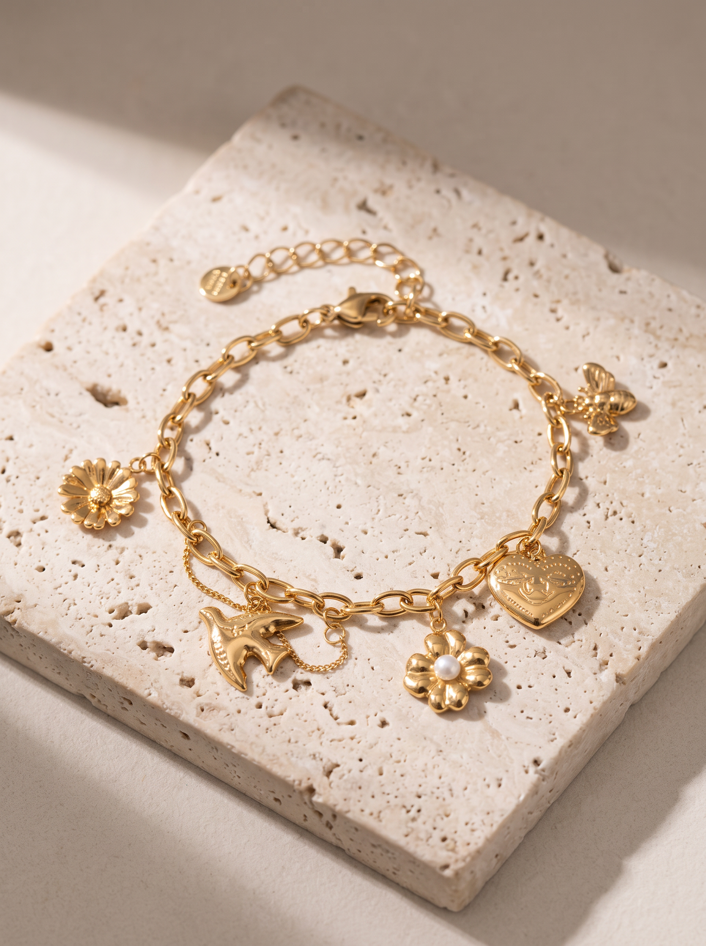 Bracelet Breloques Fleuries Hirondelle