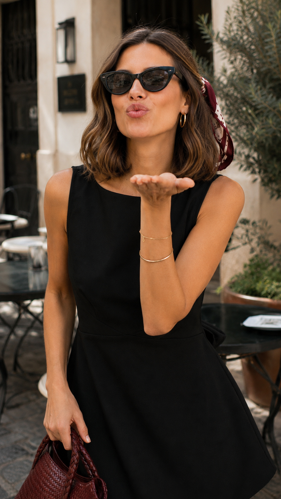 Robe Noire Dos Nu