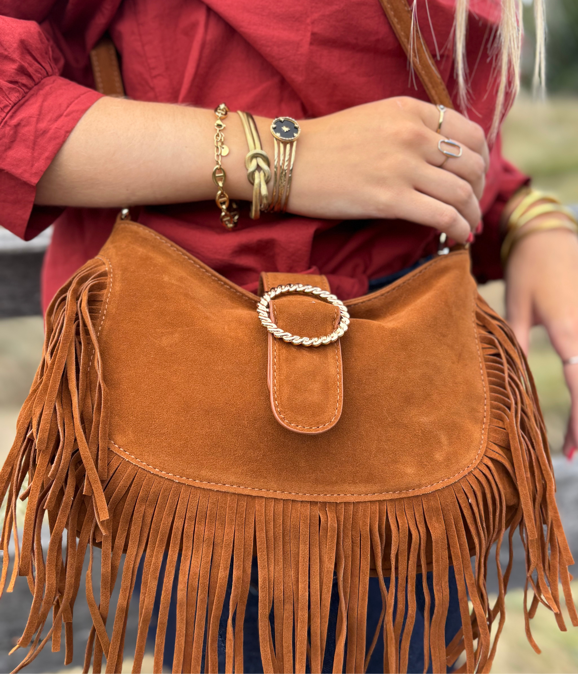 Sac en cuir à franges – Boucle dorée