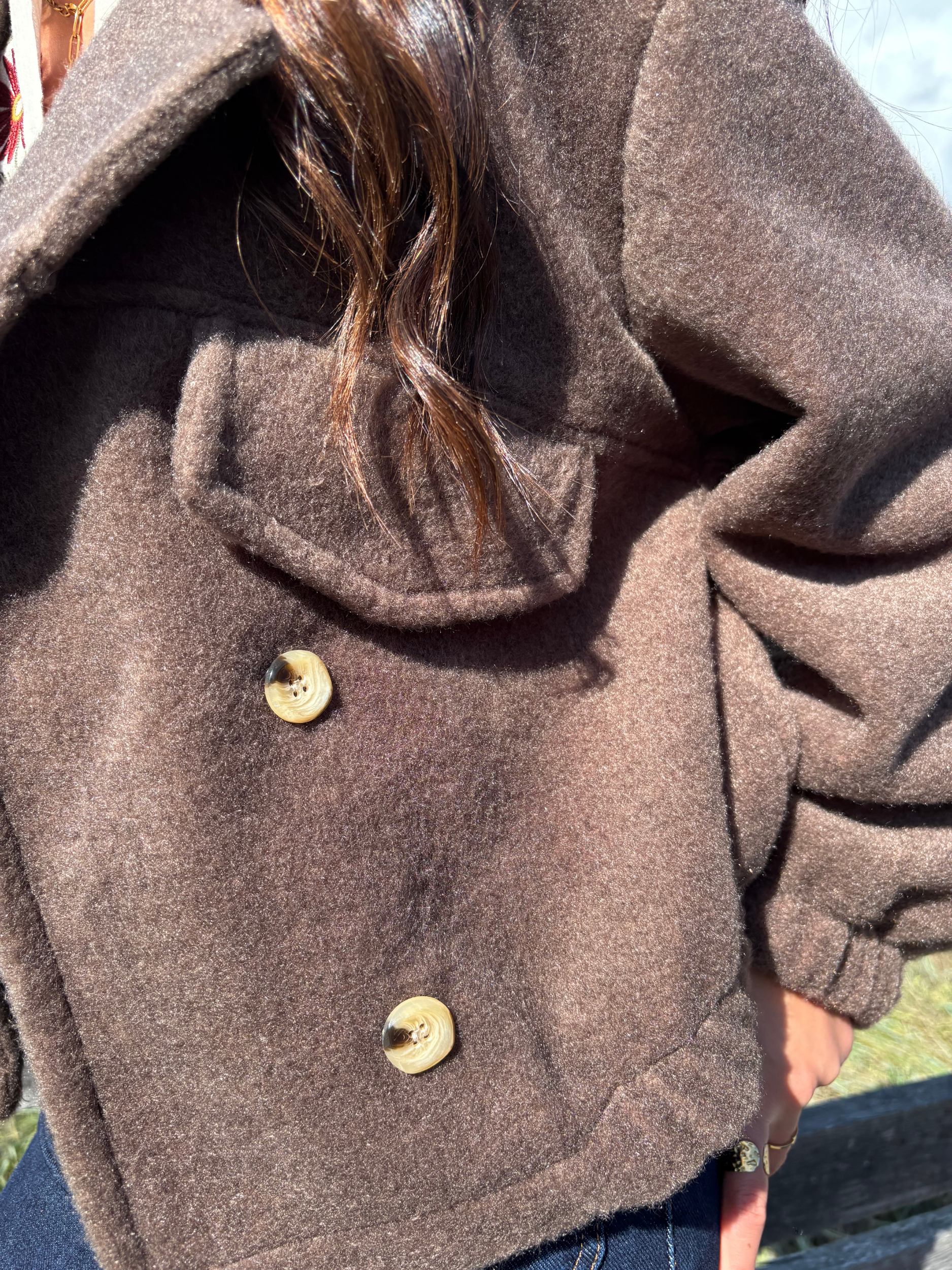 Veste courte chic en polyester