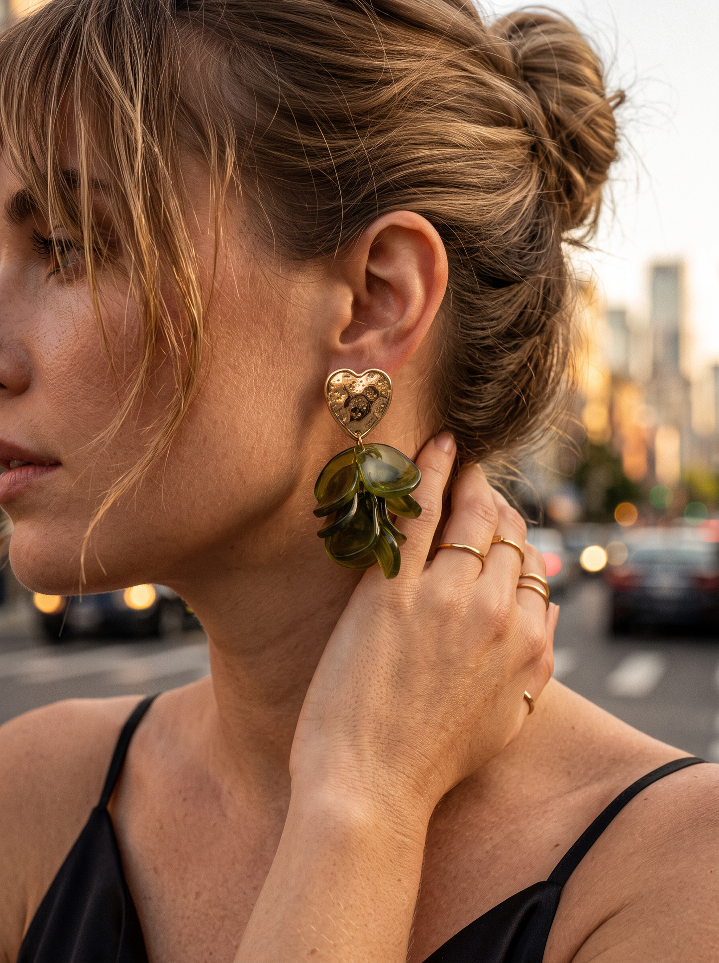 Boucles d'oreilles cœur et pétales, acier inoxydable doré