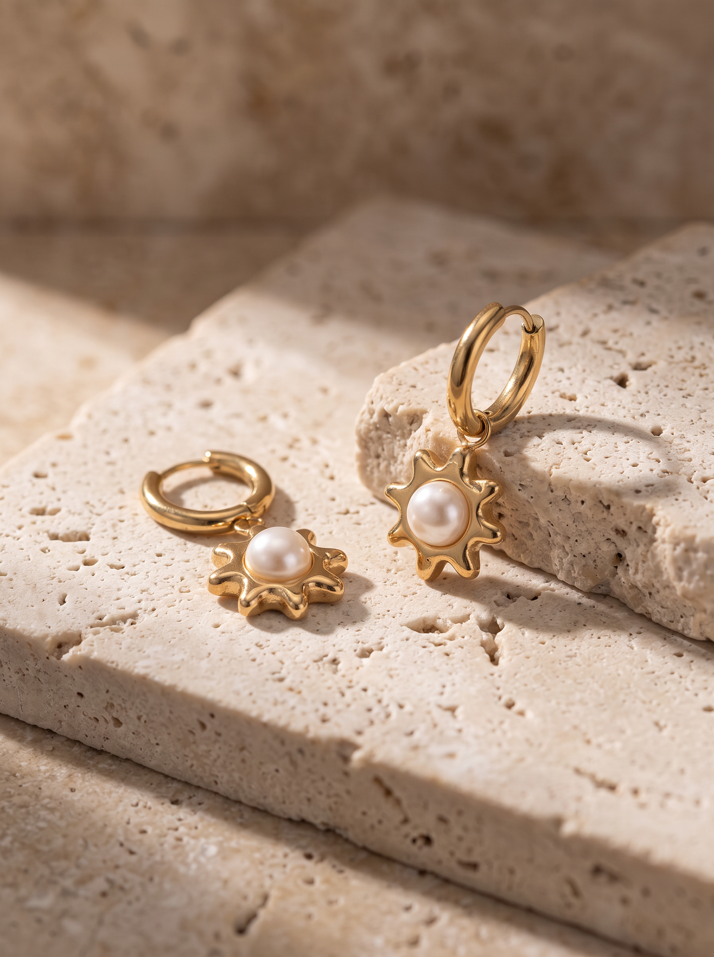 Boucles pierre naturelle de 3,5 cm portées, nacre ou œil de tigre