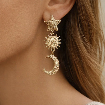 Boucles Célestes Dorées