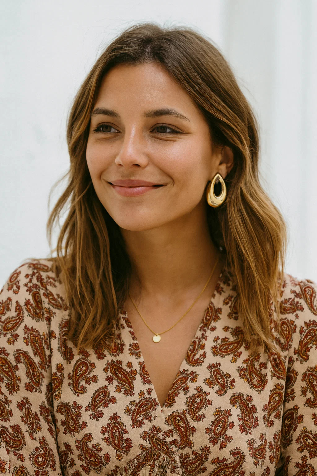 Boucles Sculpturales Dorées