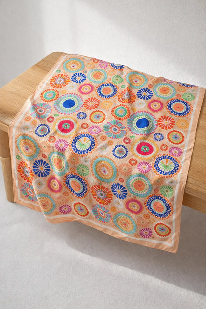 Carré Floral Coloré