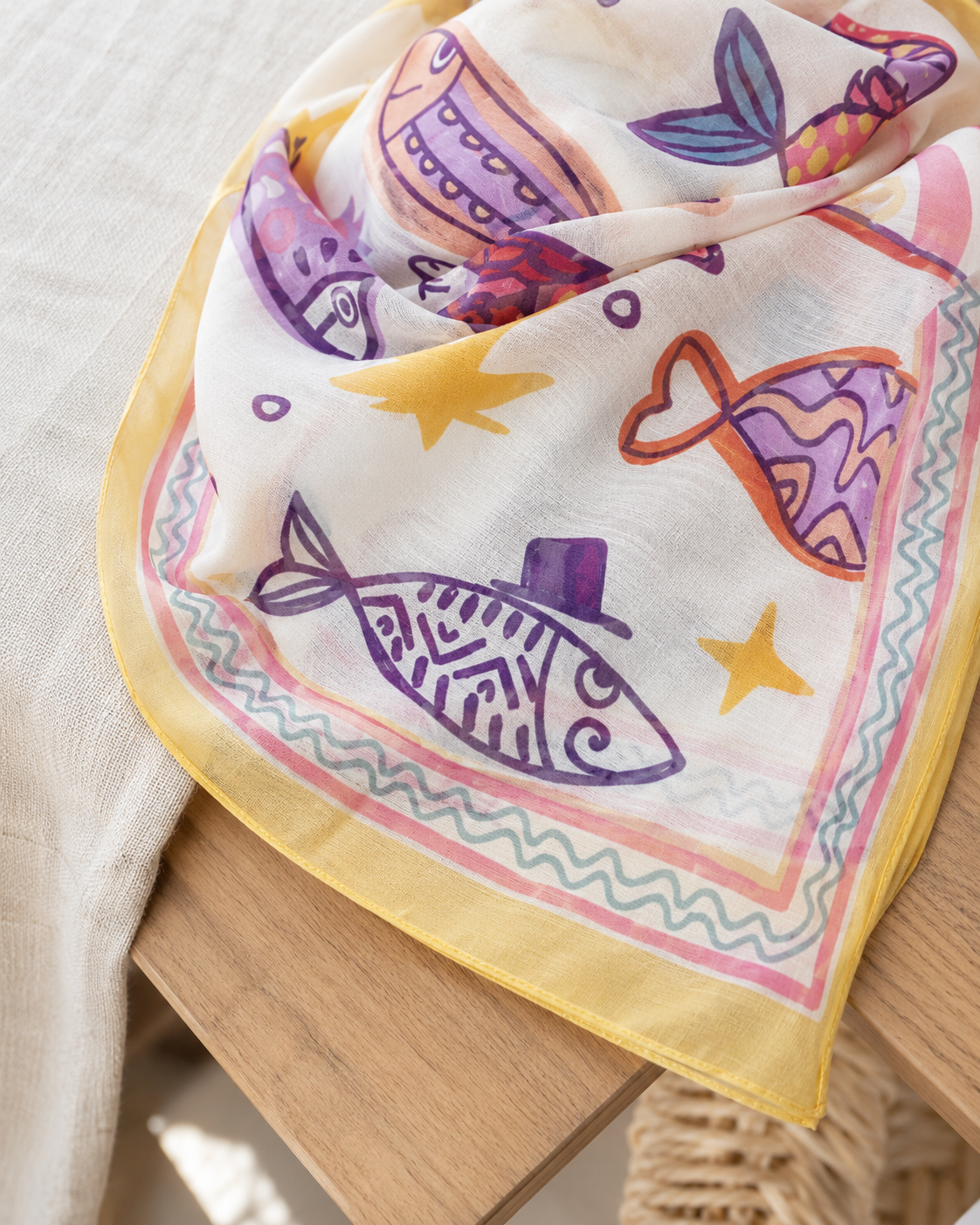 Carré de Foulard en Coton Poissons et Lunes