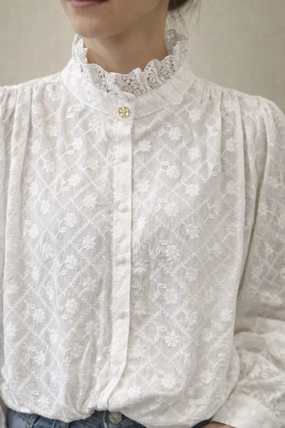Chemise Élégante Col Volanté