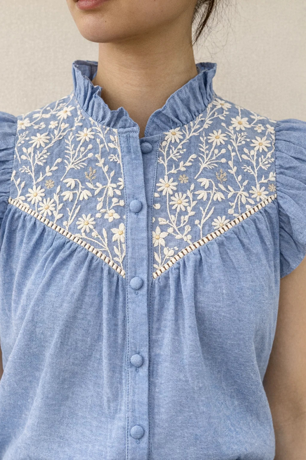 Chemise sans Manches Bleue Brodée